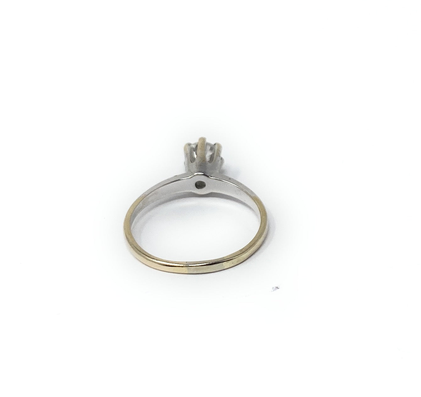 14k .80pt VS2 F Color Round Diamond Ring Size 7.5