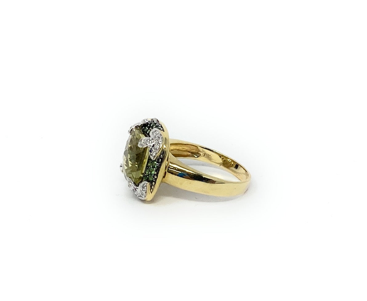 14k Multi Color Green Stone Ring Size 8