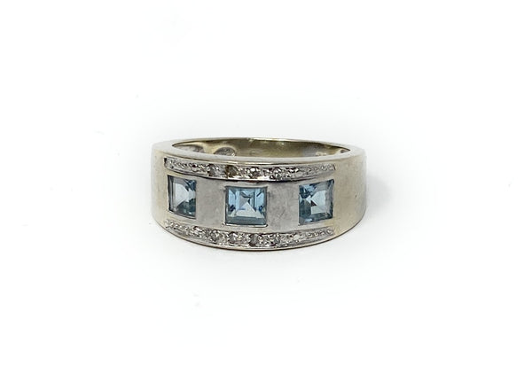 18k Blue Topaz White Gold Ring