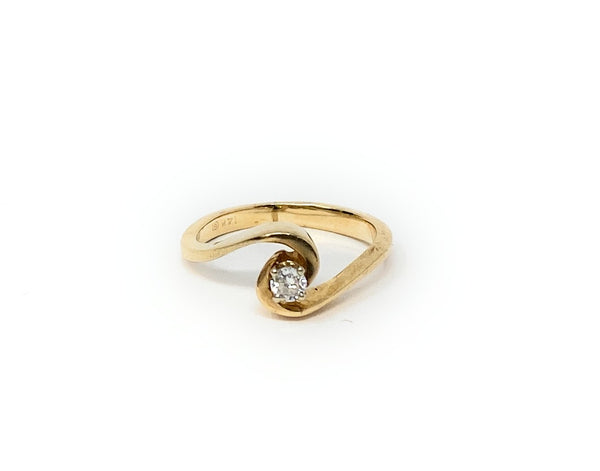 14k Swirl Ring Size 3.4
