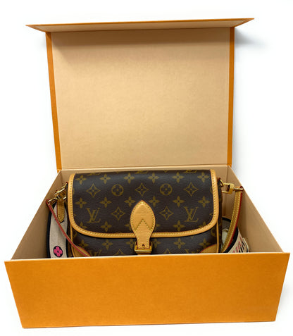 Louis Vuitton Diane Monogram Canvas Purse & Crossbody Bag In Box