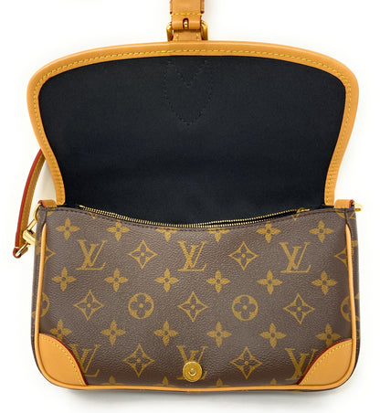 Louis Vuitton Diane Monogram Canvas Purse & Crossbody Bag In Box