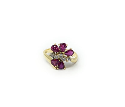 18k Ruby Diamond Flower Ring .50pt tw 5g