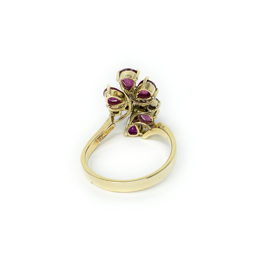 18k Ruby Diamond Flower Ring .50pt tw 5g