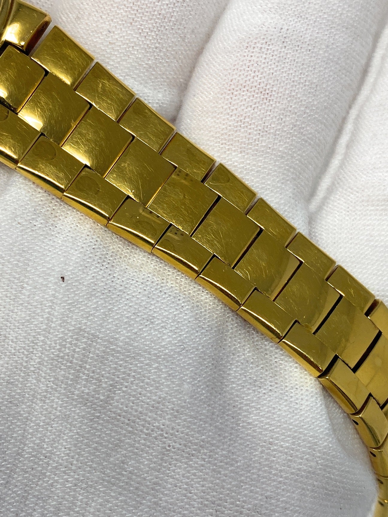 Gucci 3300L Ladies Watch 26mm  Gold Plated Max Wrist 7in- Working