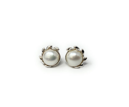 Tiffany & Co. Silver Olive Leaf Pearl Paloma Picasso Stud Earrings