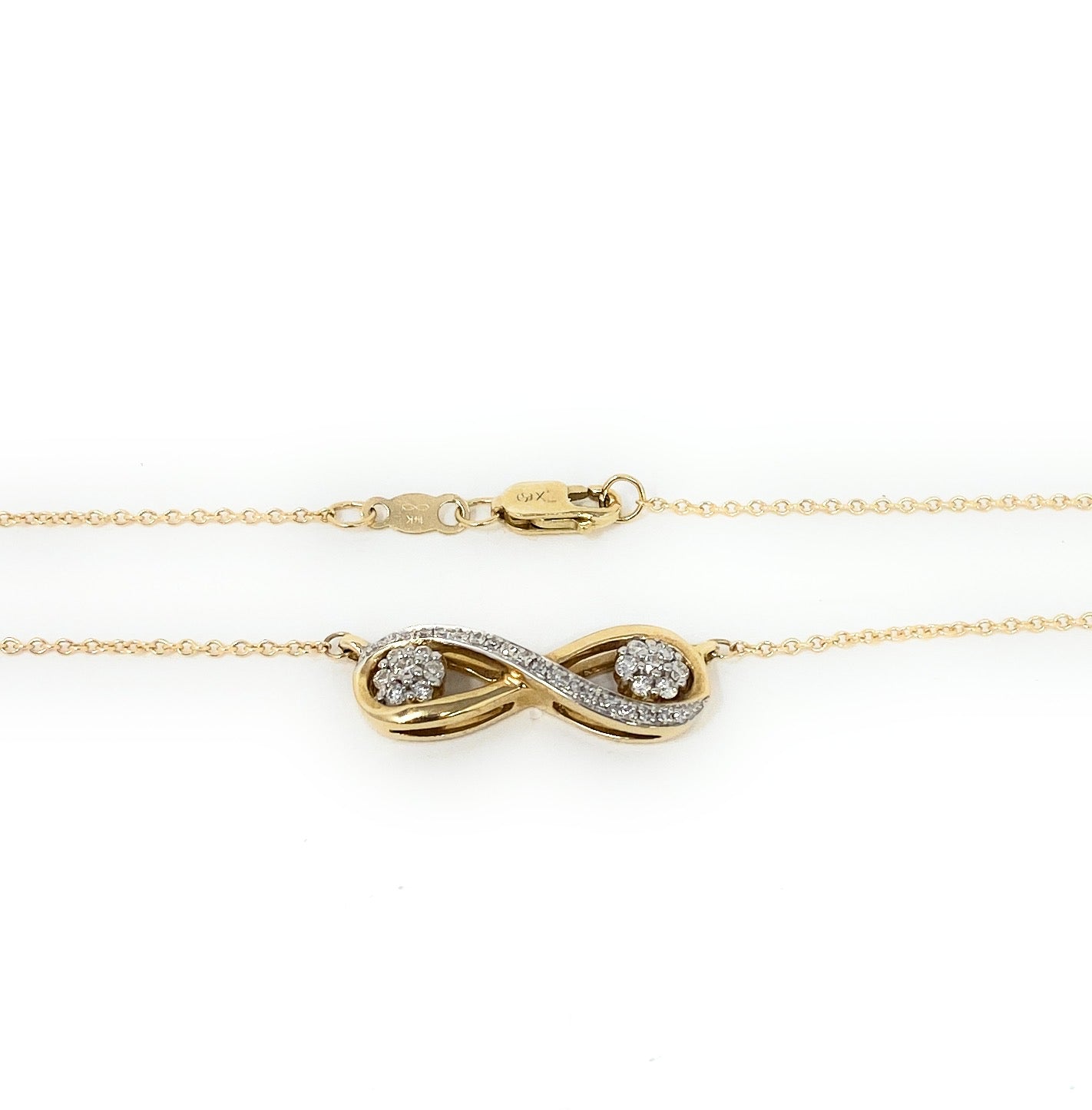 14k Gold Infinity Knot Necklace 3.4g