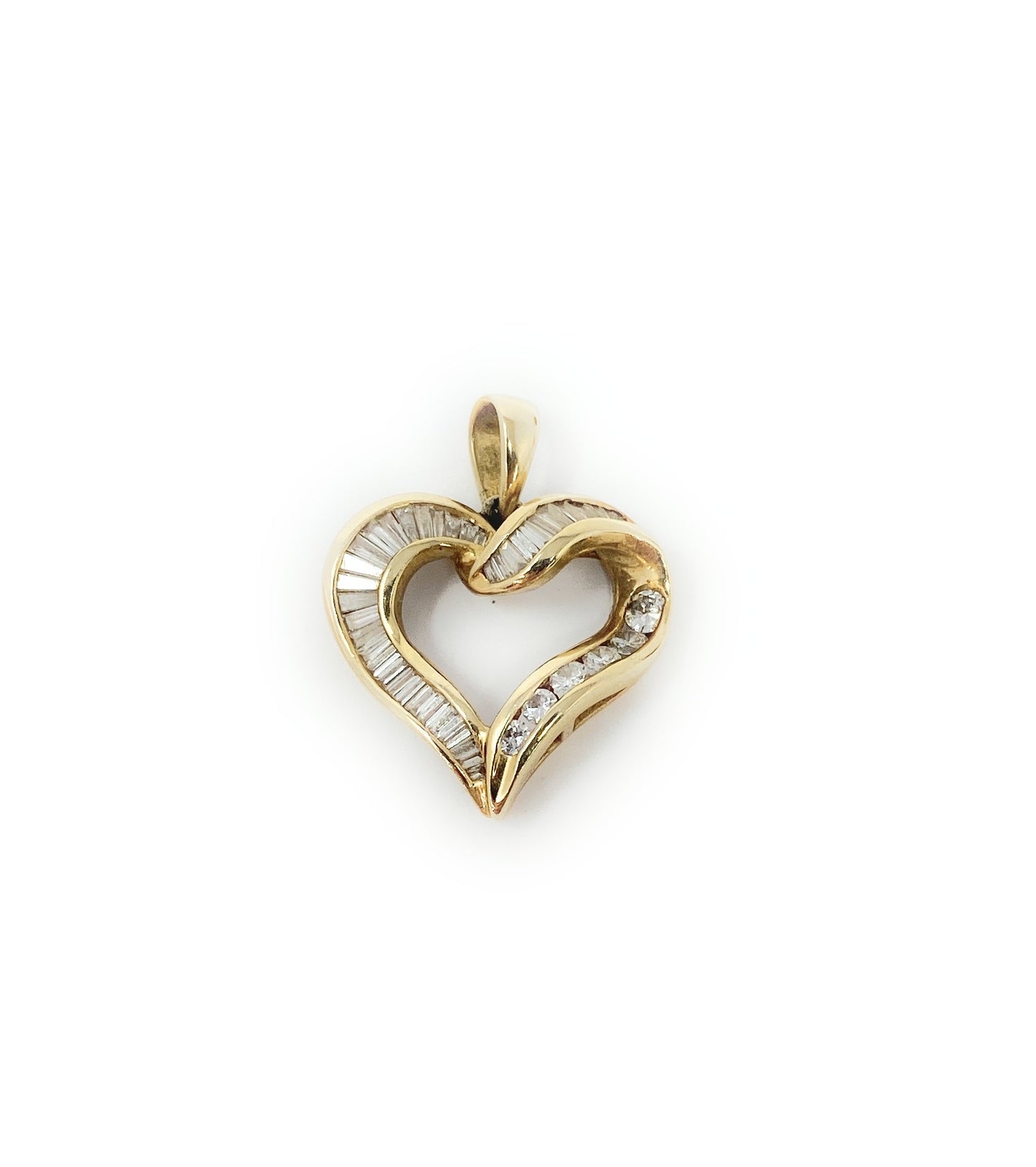 14k Heart Pendant 3.1g