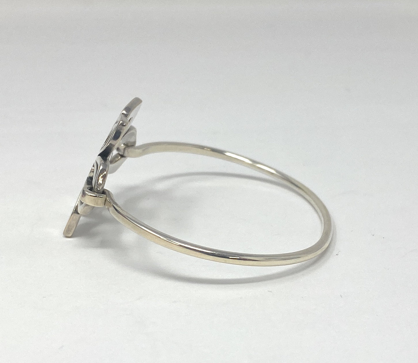 James Avery 925 Retired open- work Flower Hook-on Bracelet 6 1/4