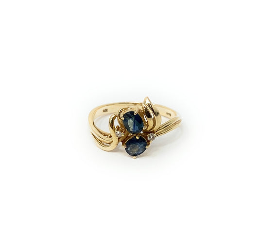 14k Gold Blue Sapphire Diamond Accent Ring 2.8g