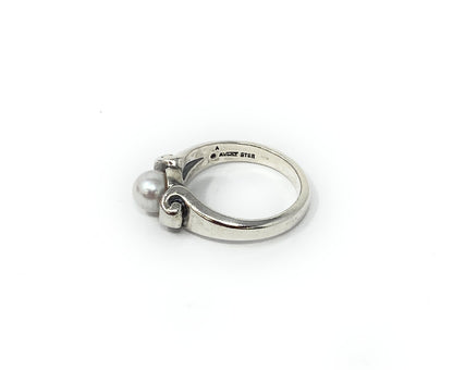 James Avery Sterling Silver Retired Cultured Pearl Scroll Ring Size 4