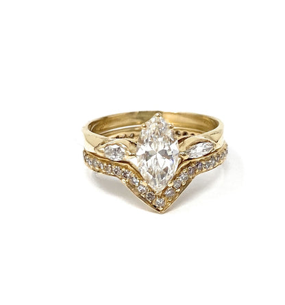 14k Gold Marquee Solitaire Diamond  Ring Set