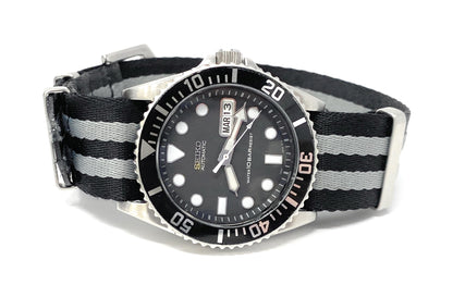 Seiko 7S26-0040 Automatic Water 10 Bar Resist Model: SKX033J