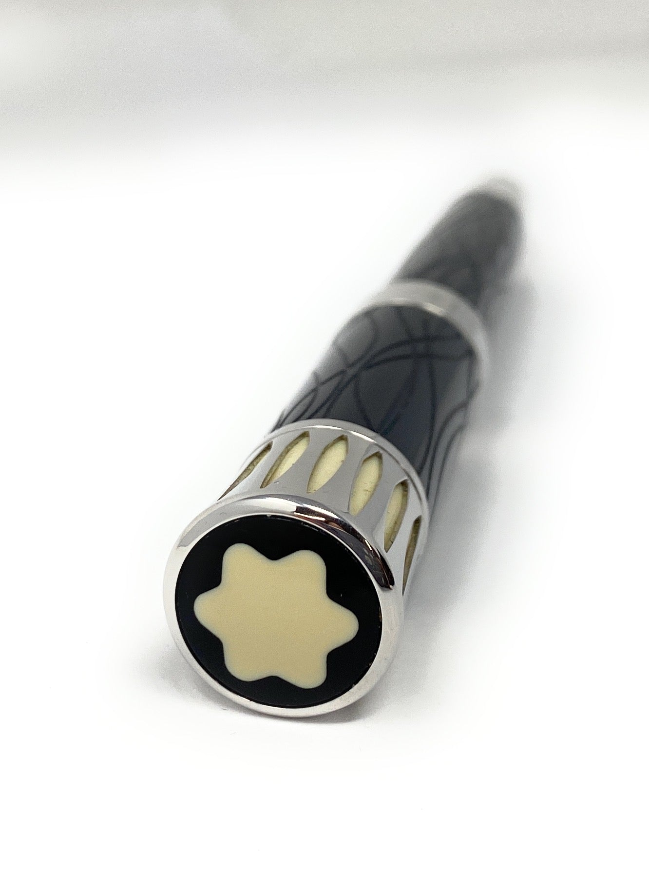 Montblanc Mark Twain Limited Edition Pen & Case