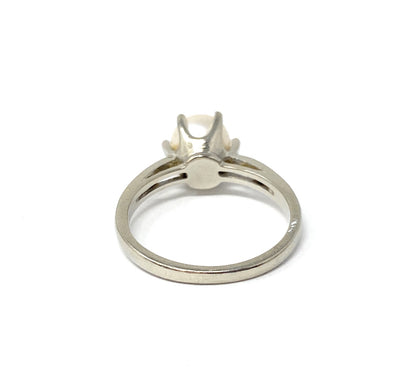 10k White Gold Pearl Ring 2.4g