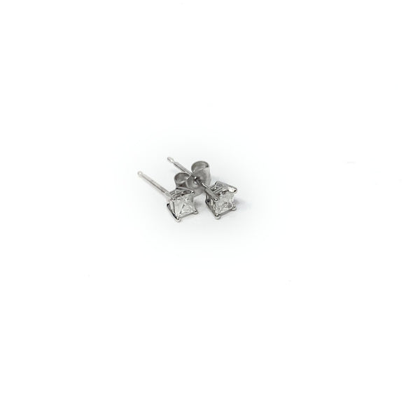 14k Diamond Studs .6g